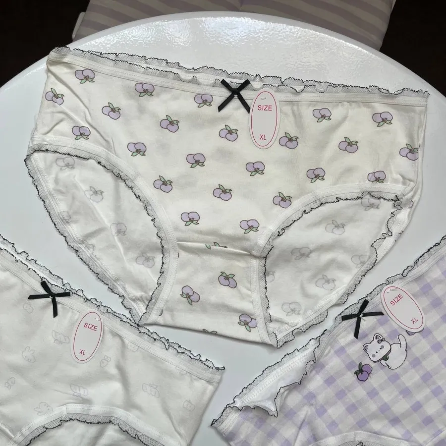 شورت کیوت بنفش