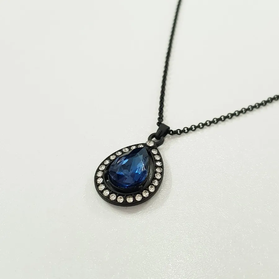 گردنبند مشکی نگین درشت