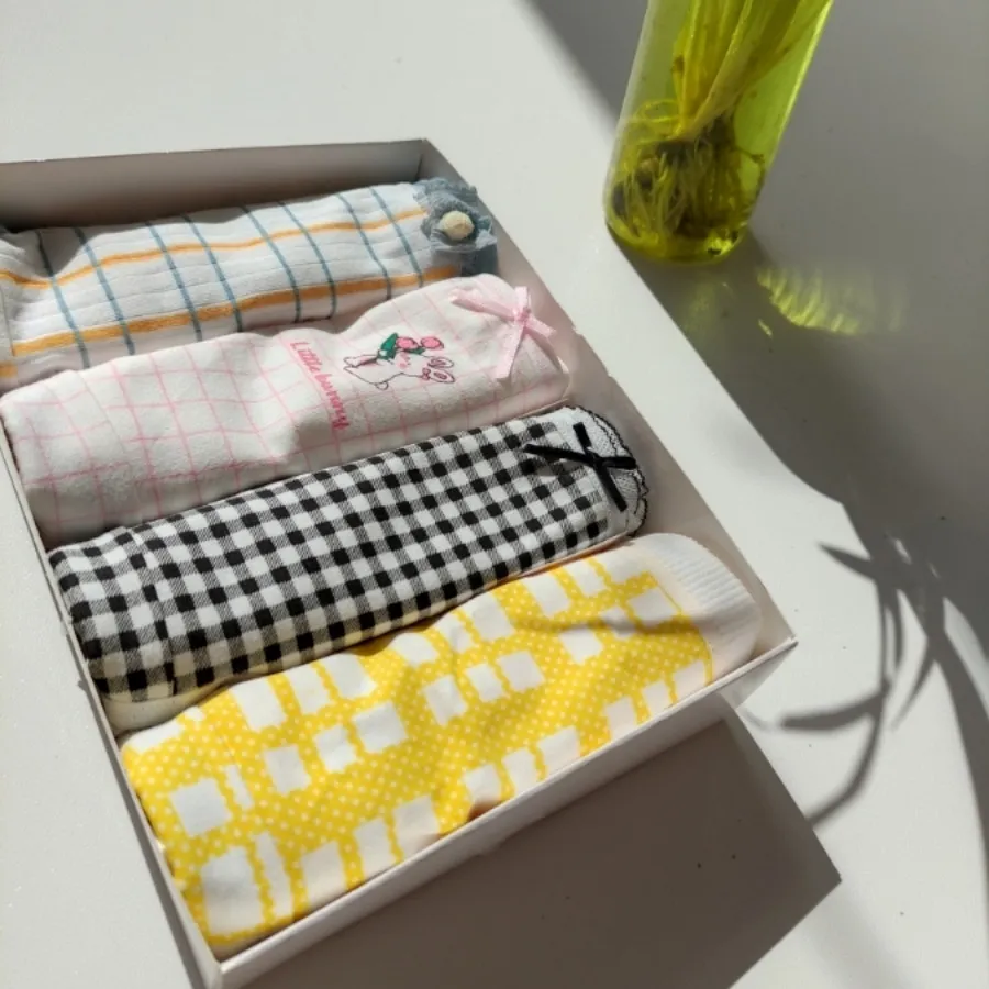 شورت عروسکی دخترانه