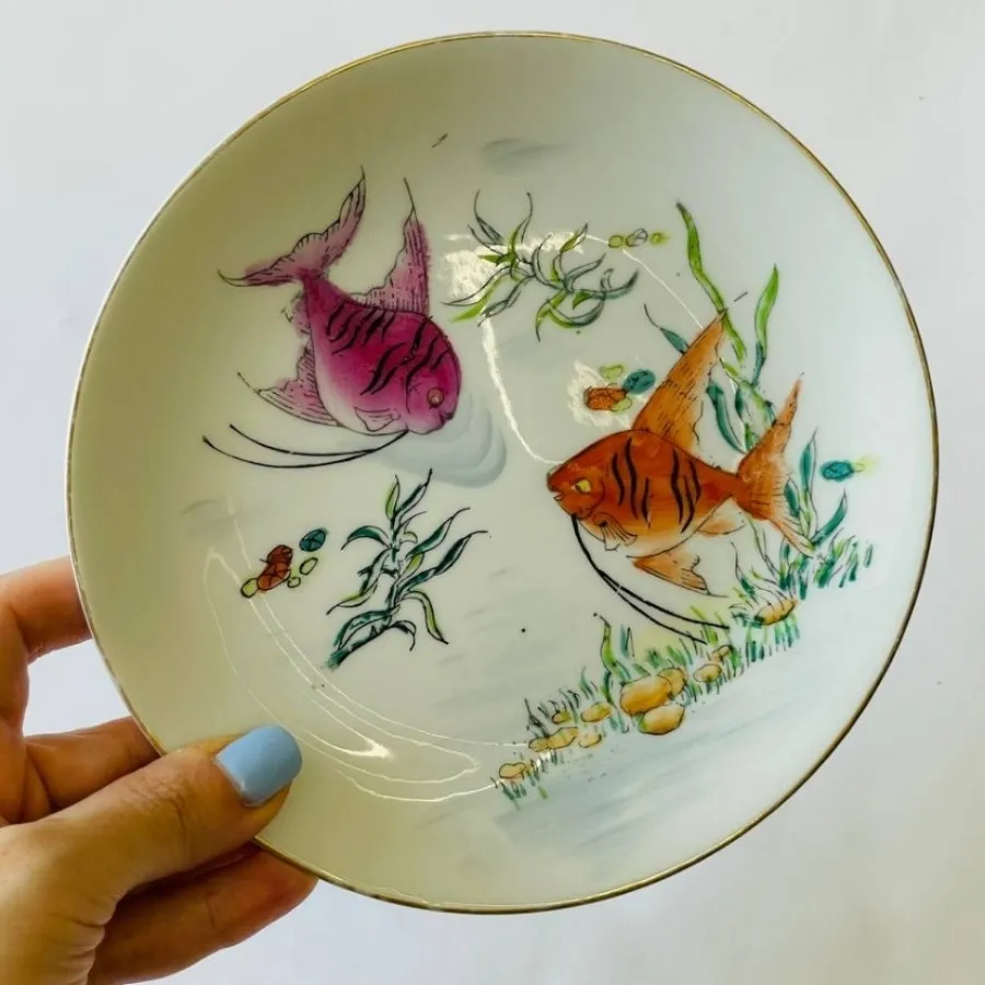 بشقاب طرح ماهی