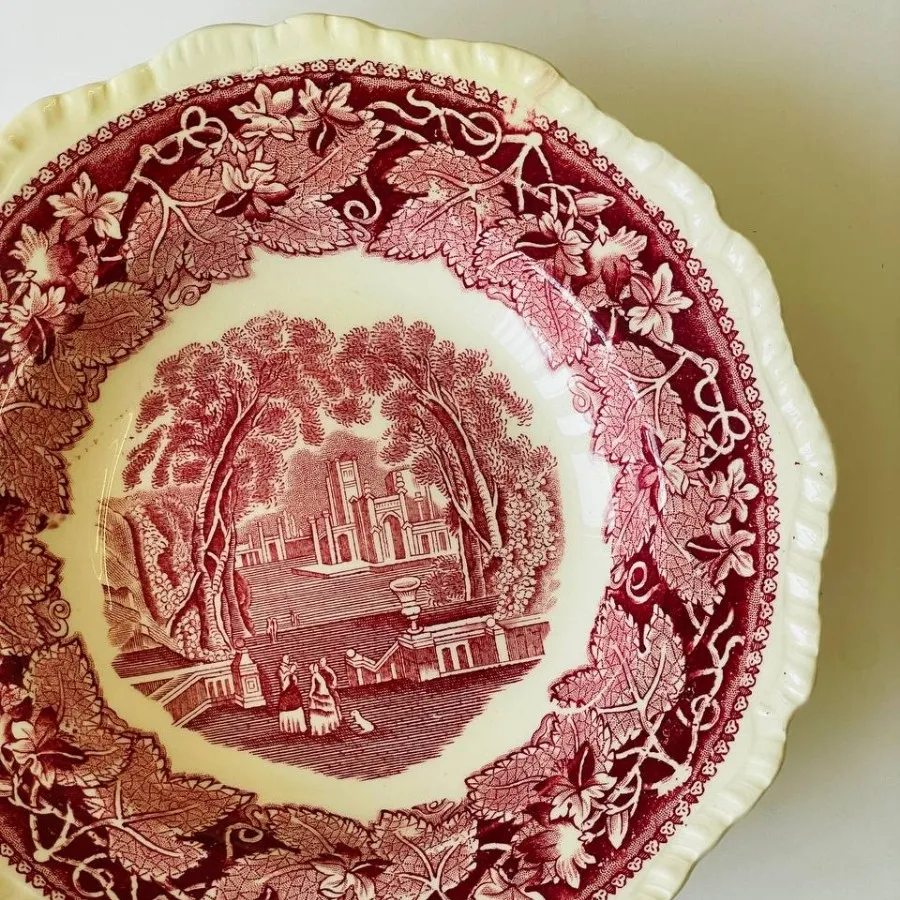 بشقاب قلم صورتی انگلیسی