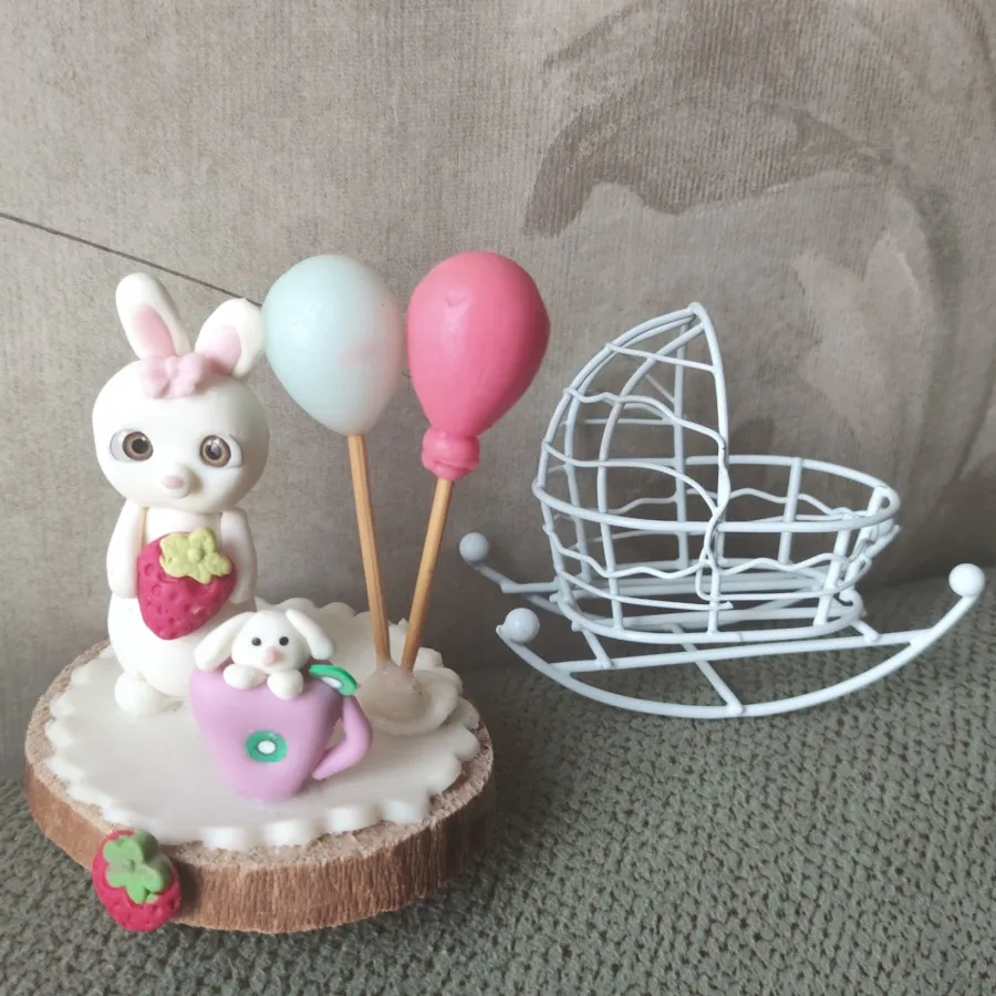 تعدادی مجسمه