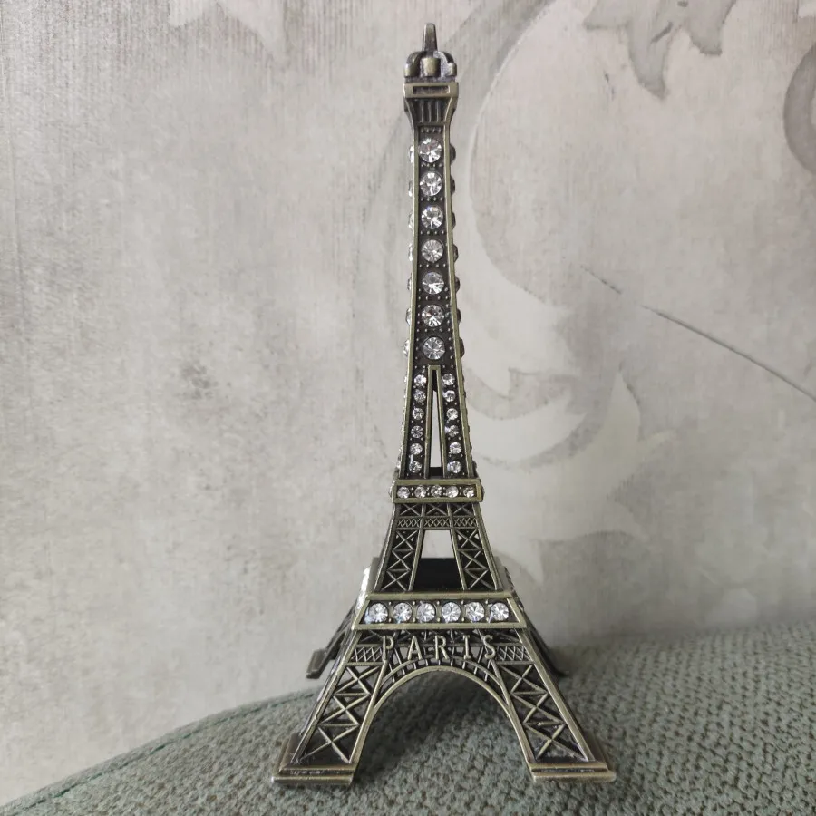 تندیس برج ایفل