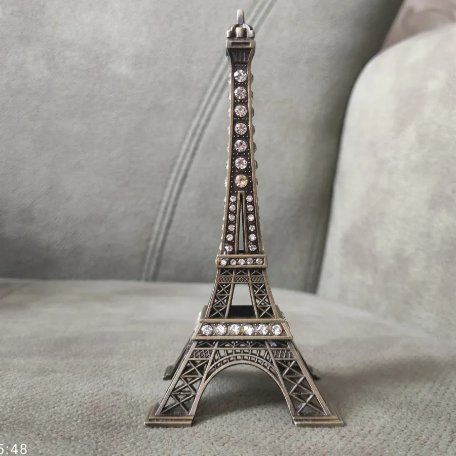 تندیس برج ایفل