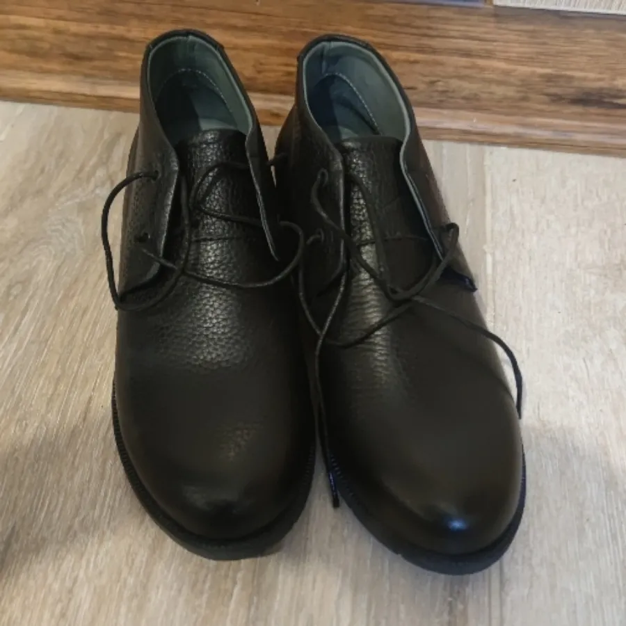 نیم بوت چرم سایز 38