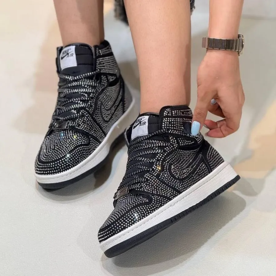 کتونی نیم ساق