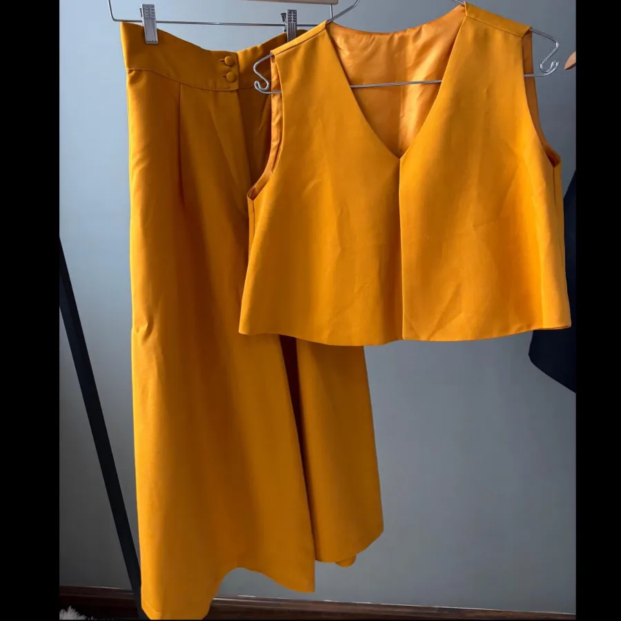 جلیقه و دامن شلواری