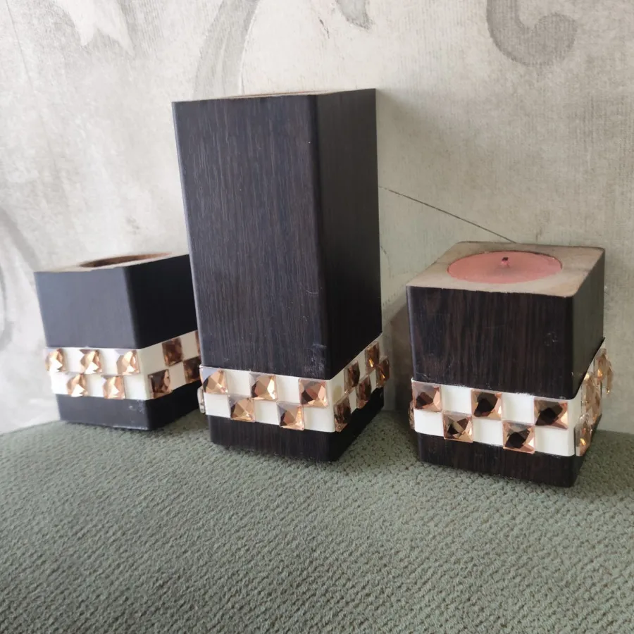 شمعدان چوبی