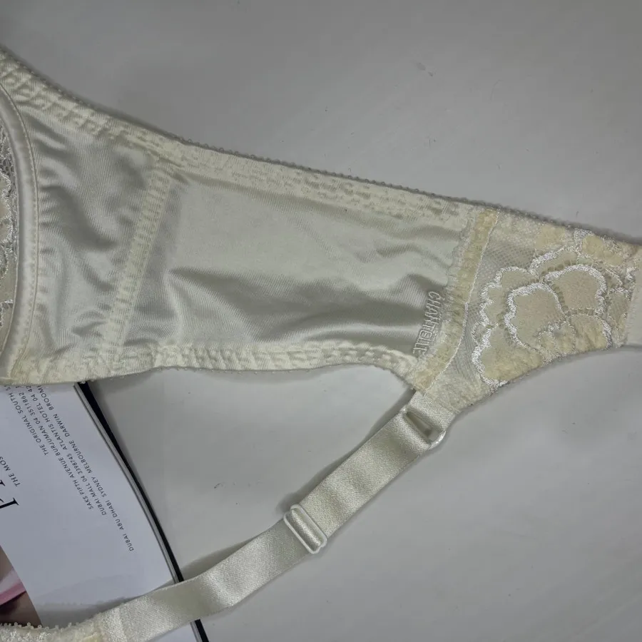 سوتین اورجینال