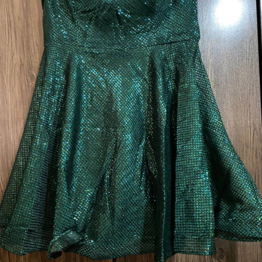 پیراهن عروسکی