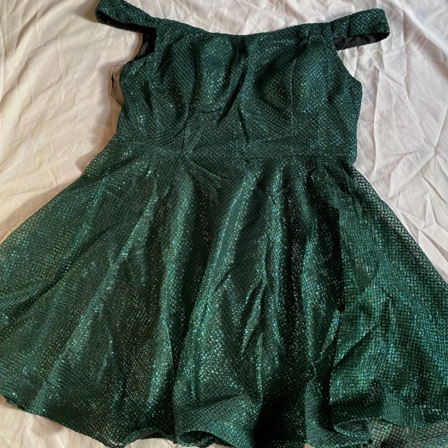 پیراهن عروسکی