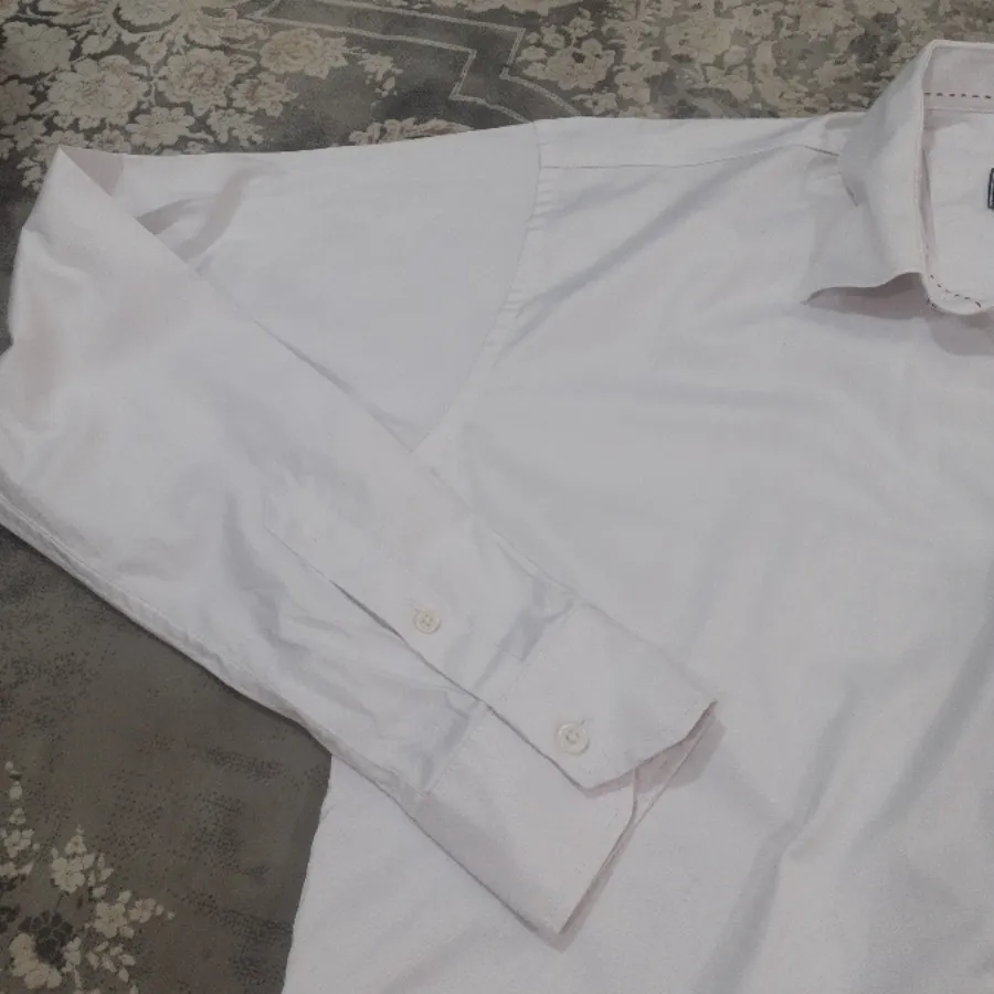 پیراهن مردانه