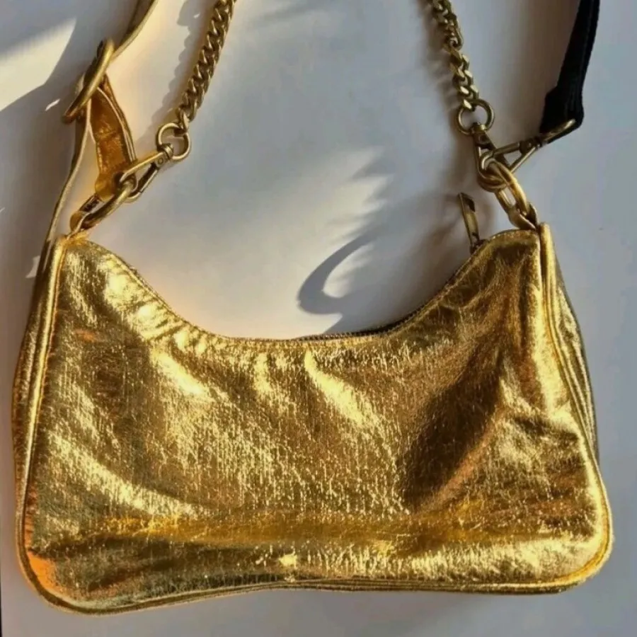 زارااااااا