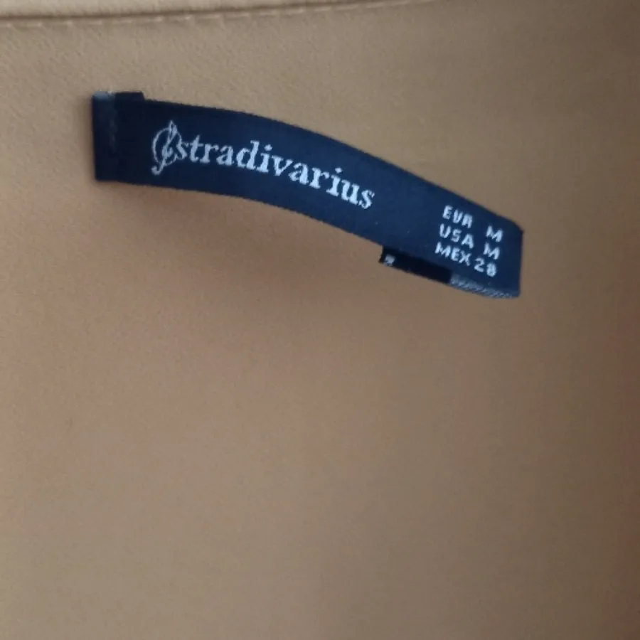 مانتو کتی کت