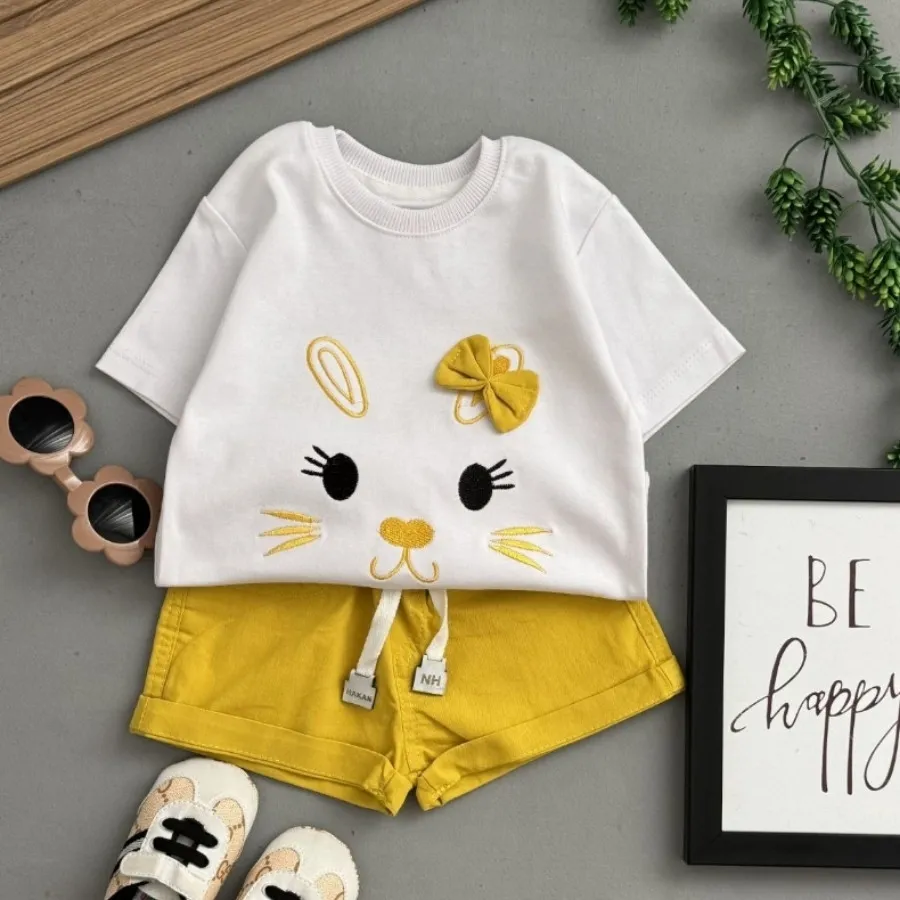 تیشرت شلوارک خرگوش زرد