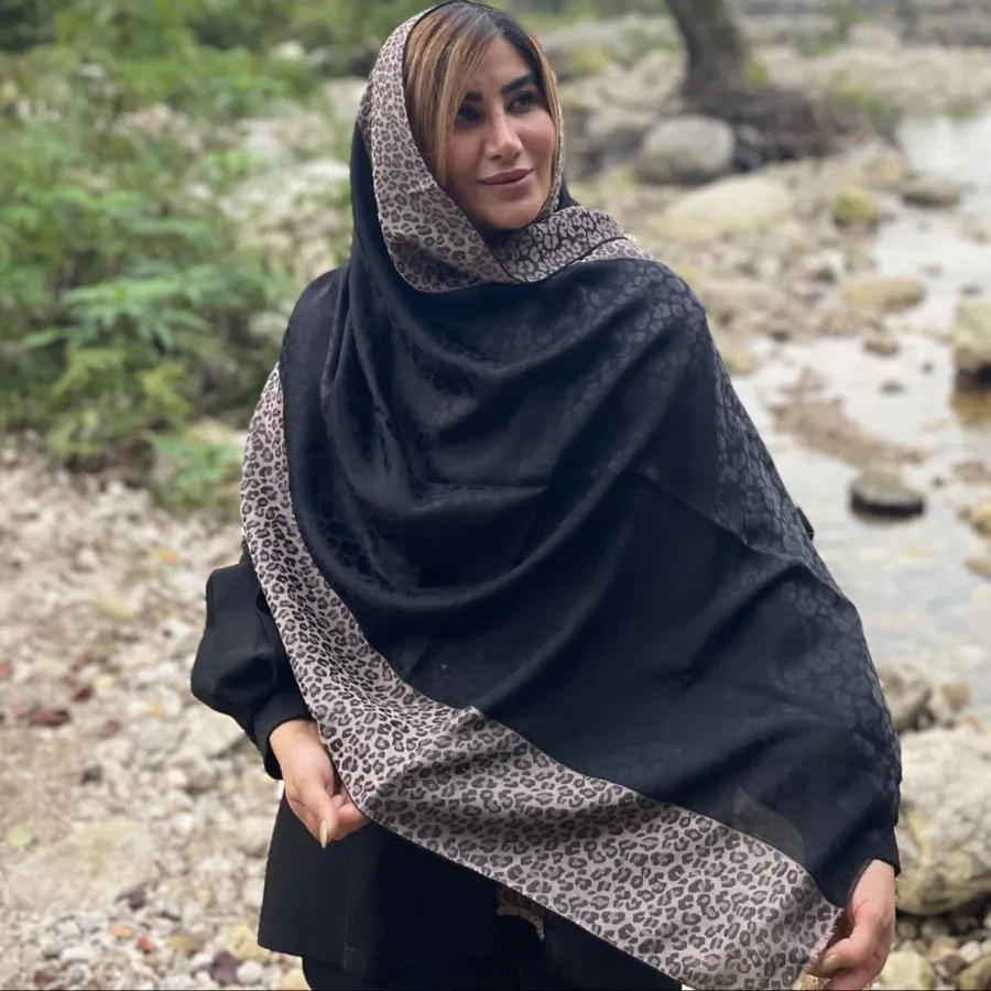 شال ژاکارد پلنگی?