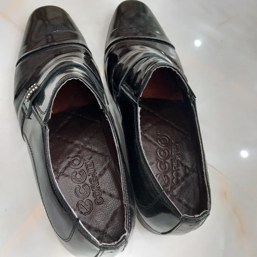 کفش مردانه ورنی