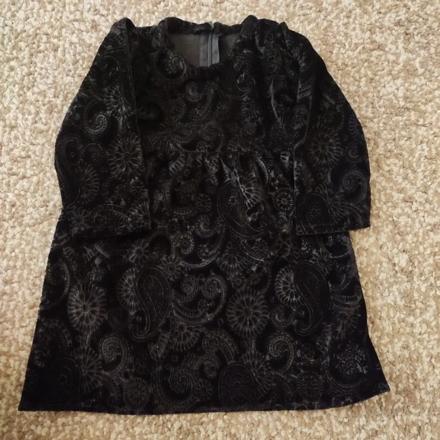 پیراهن مخمل بچگانه