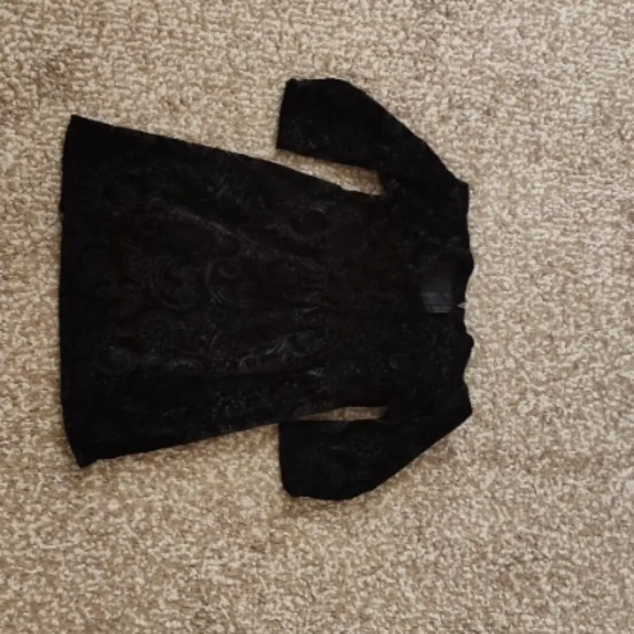 پیراهن مخمل بچگانه