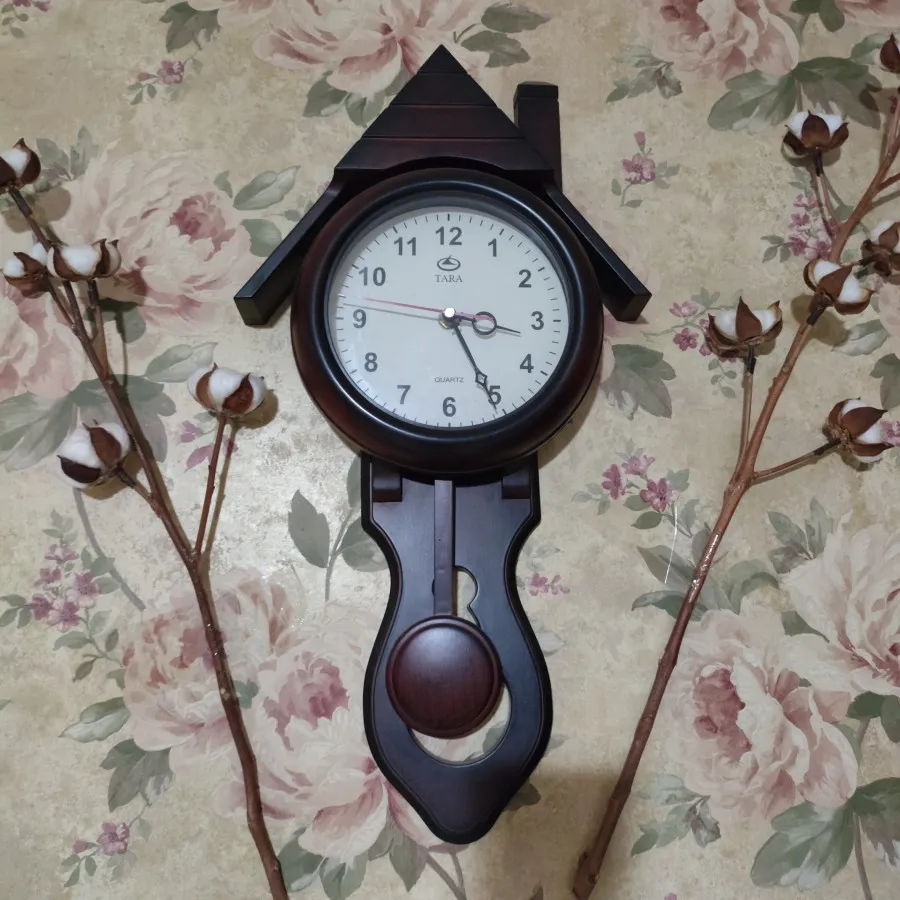 ساعت دیواری