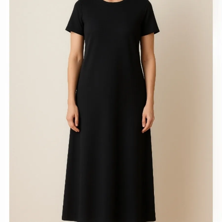 پیراهن مشکی