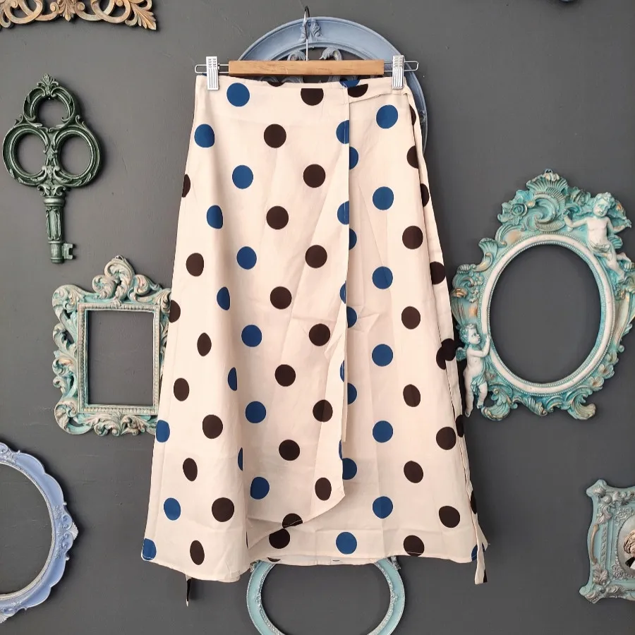 دامن ساتن خال خالی FAN