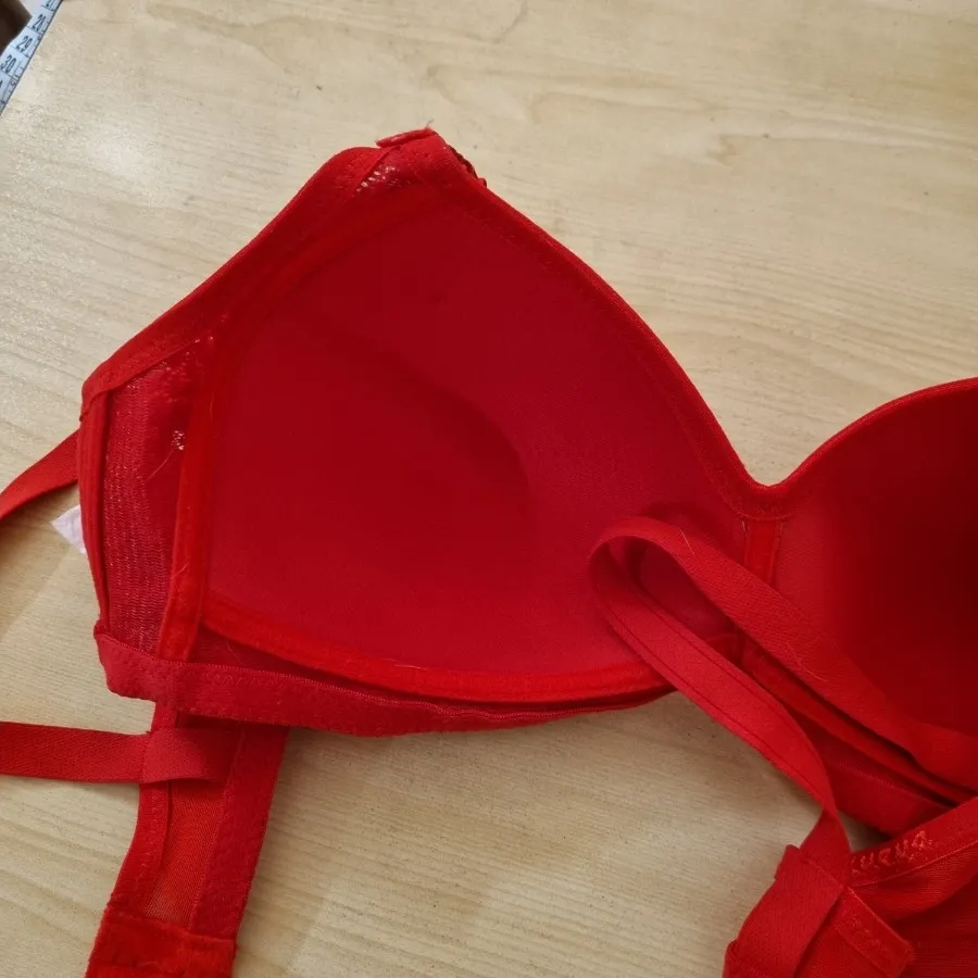 سوتین اسفنجی