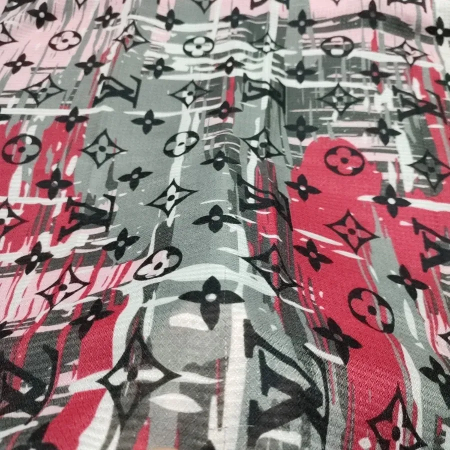 روسری لویی و زرشکی