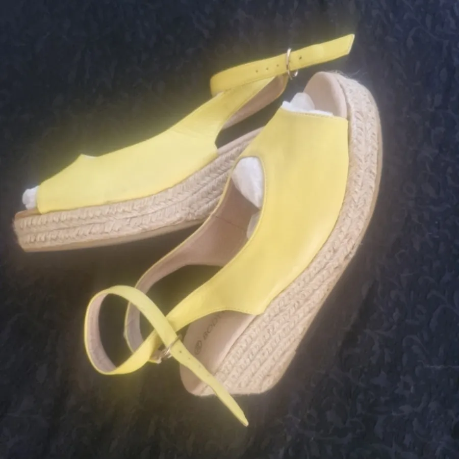 کفش چرم سایز 39