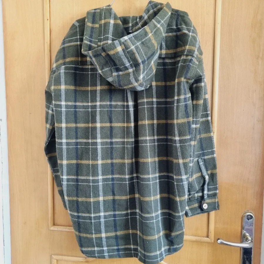 شکت کلاهدار چهارخونه سبز