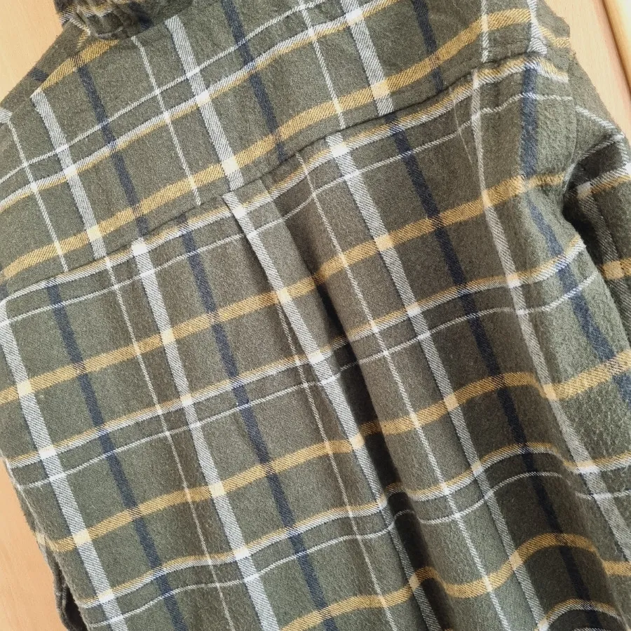 شکت کلاهدار چهارخونه سبز