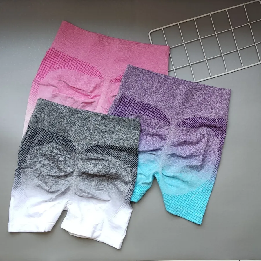 شورتک ورزشی