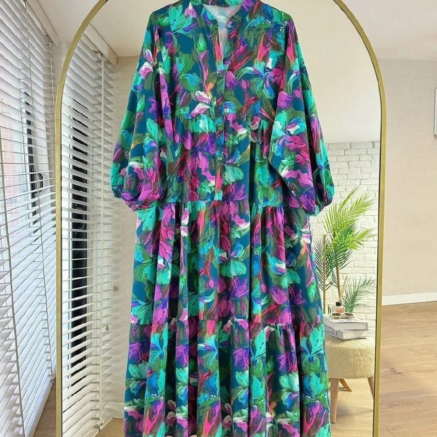 پیراهن خنک بلند پوشیده