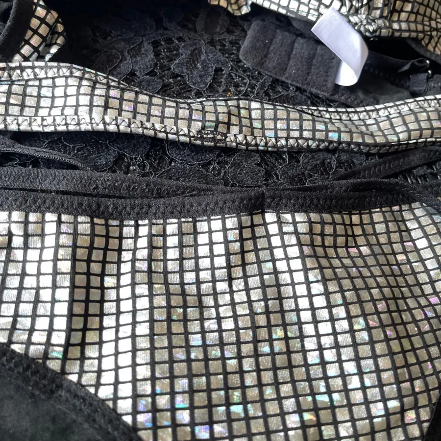 ست دور گردنی دار