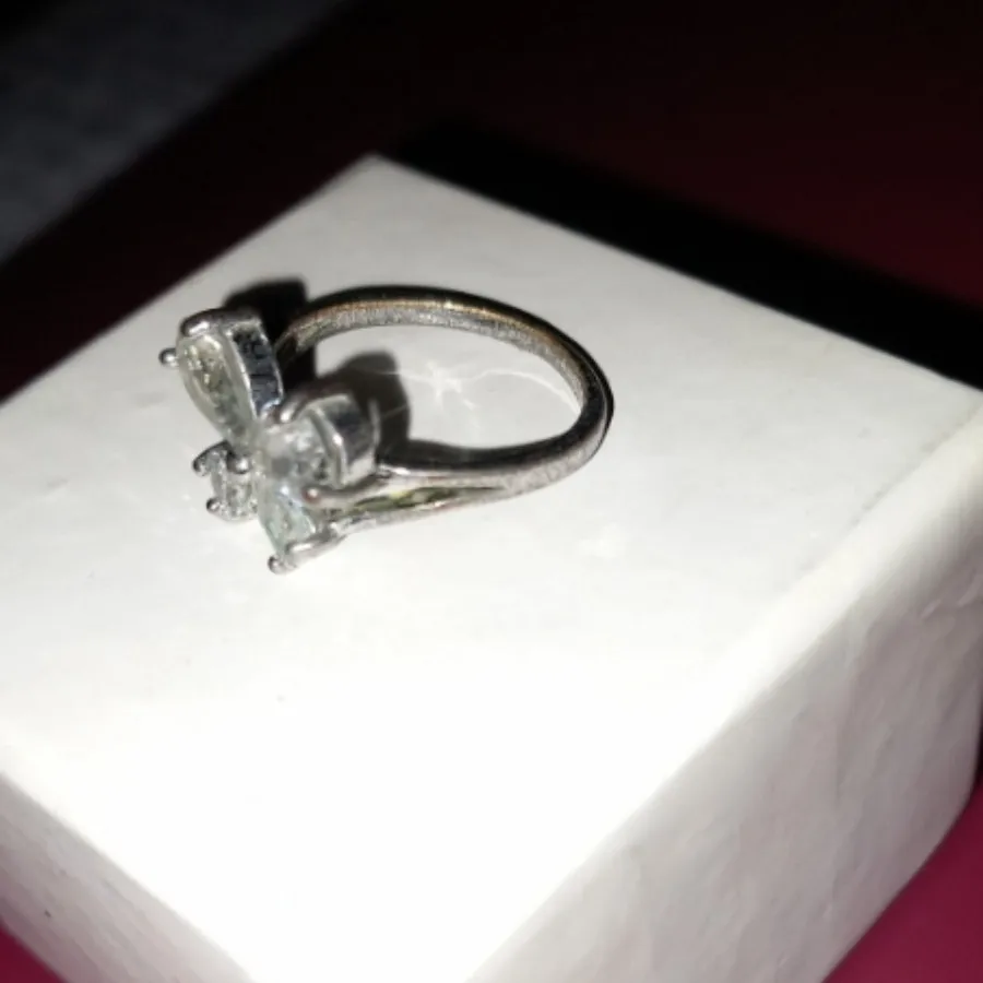 انگشتر نقره ای