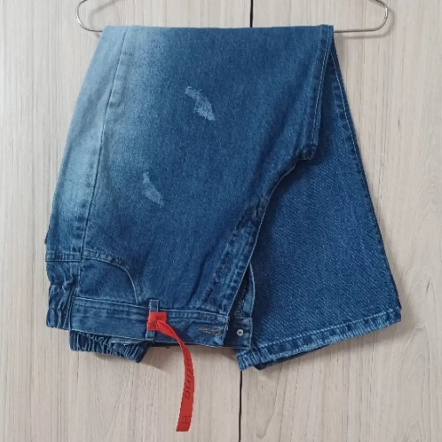 شلوار جین زنانه