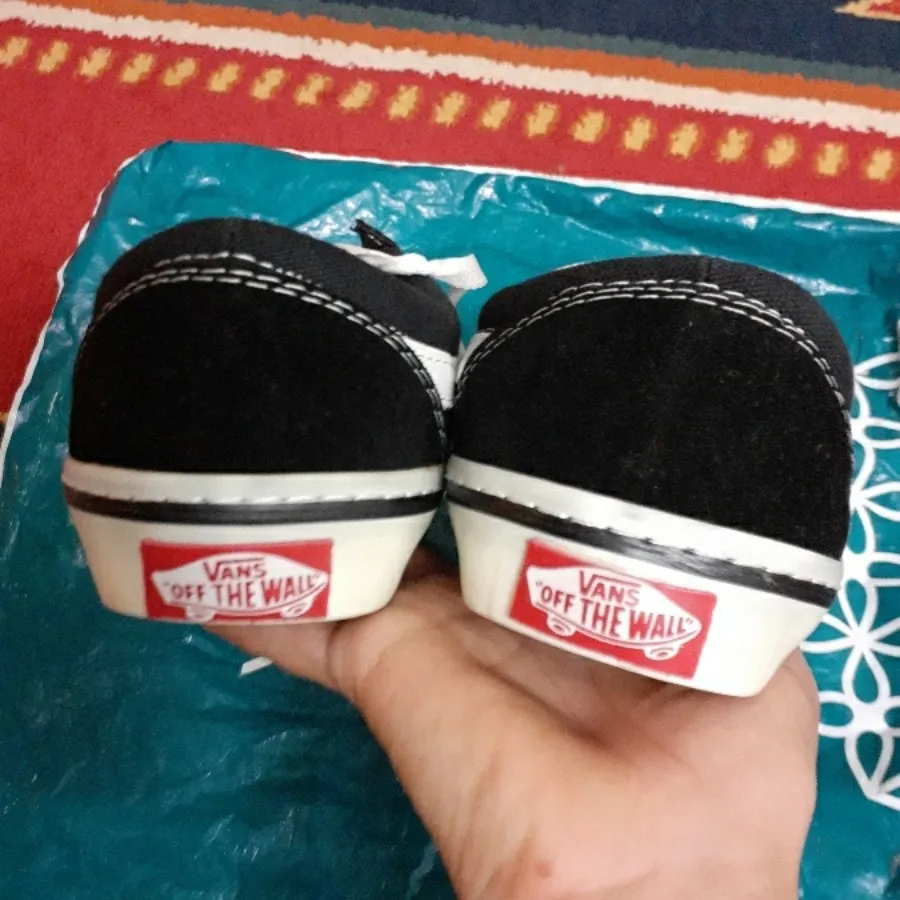 کفش زنانه ودخترانه