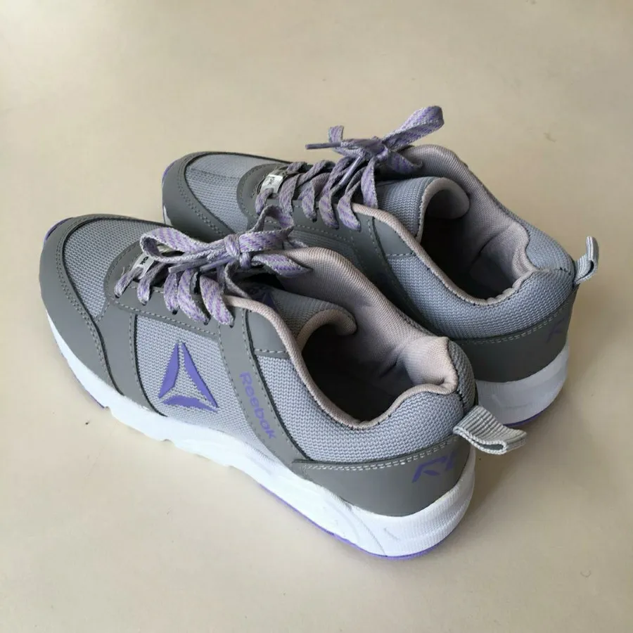 کتونی طرح ریباک سایز 37