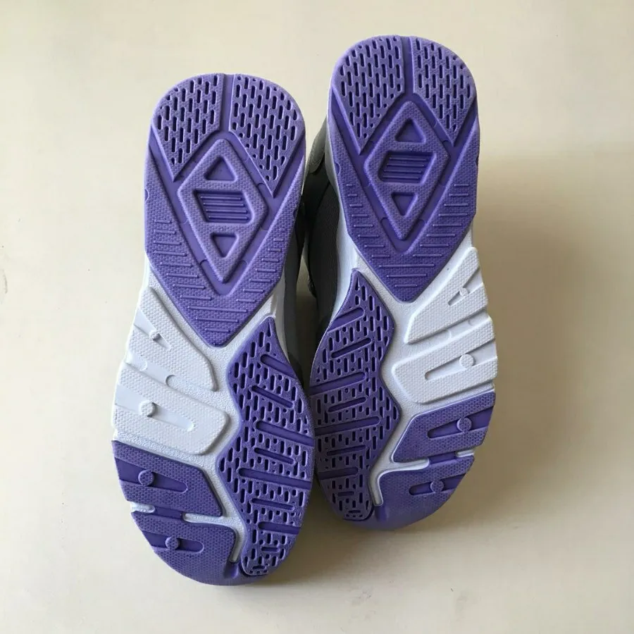 کتونی طرح ریباک سایز 37