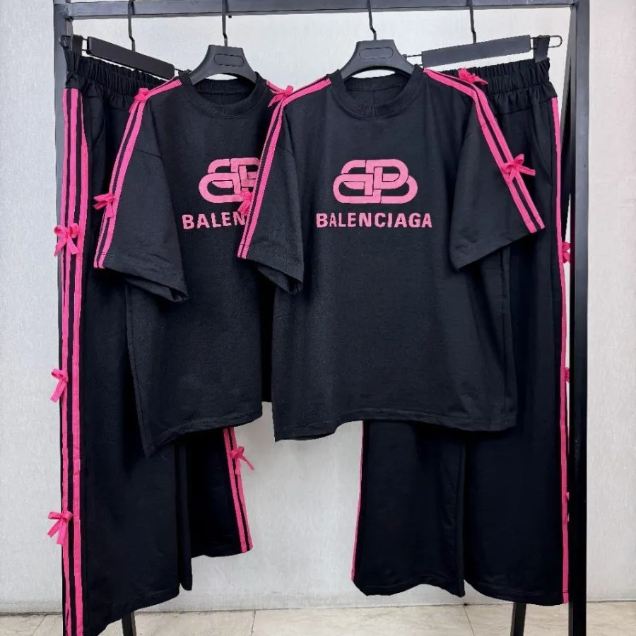 ست تیشرت و شلوار بالنسیاگ