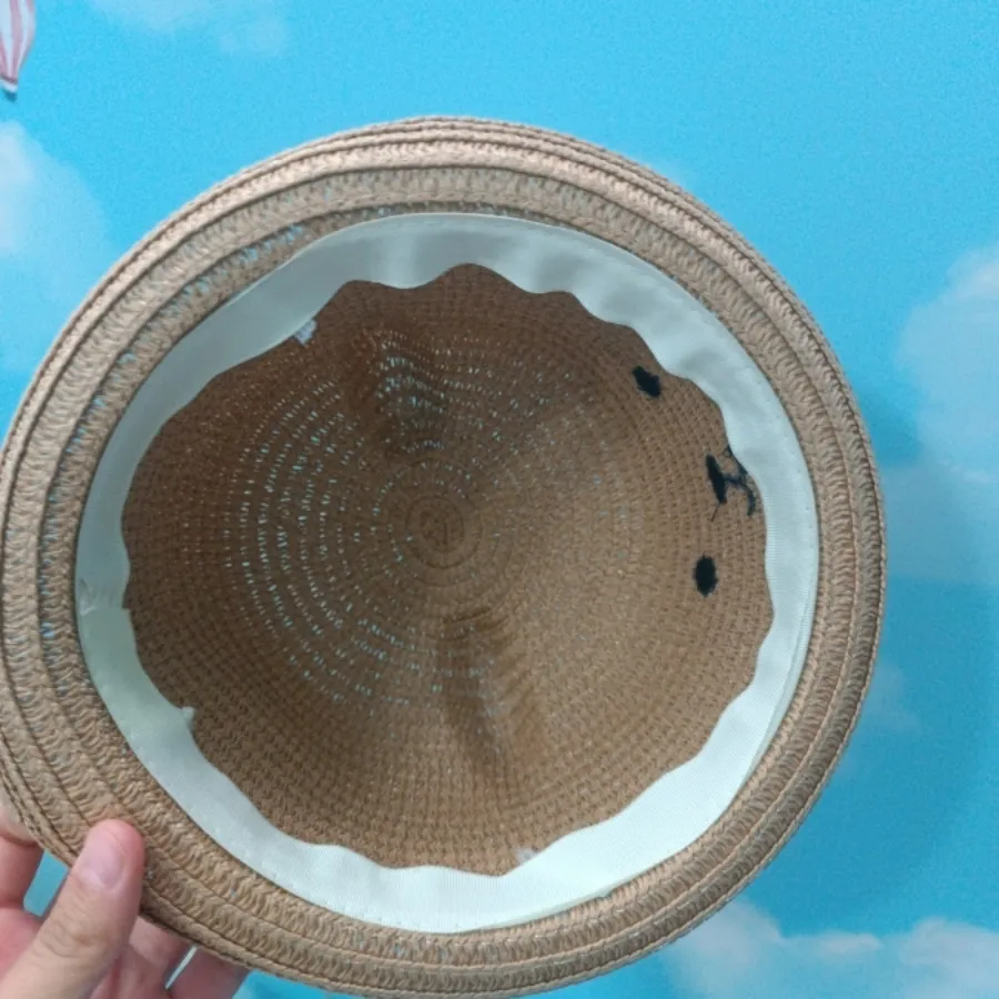 کلاه حصیری بچگانه