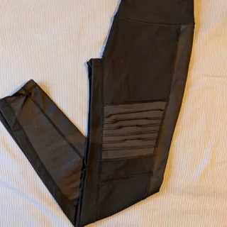 لگینگ ویکتوریا سیکرت