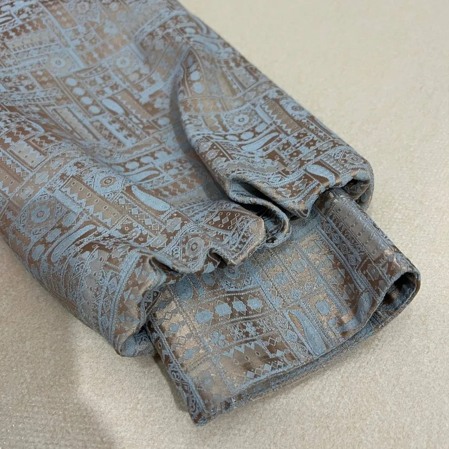 مانتو زنانه طرح باستانی