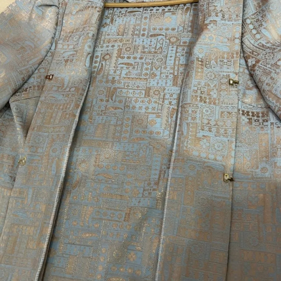 مانتو زنانه طرح باستانی