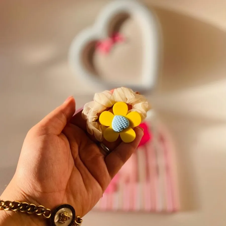 کش سگکدار گل گلی