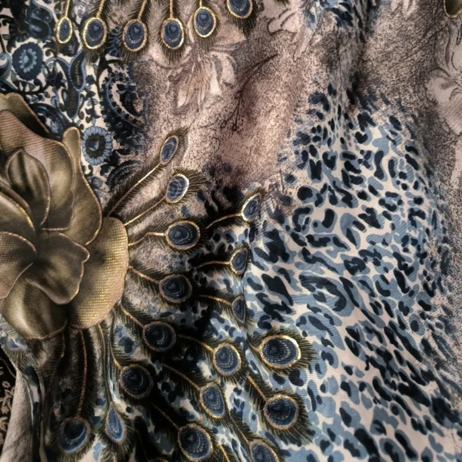 پارچه چادر رنگی