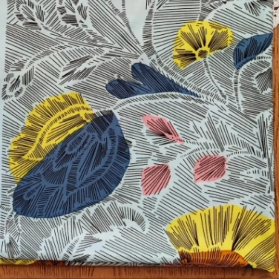 روسری سنجاقک