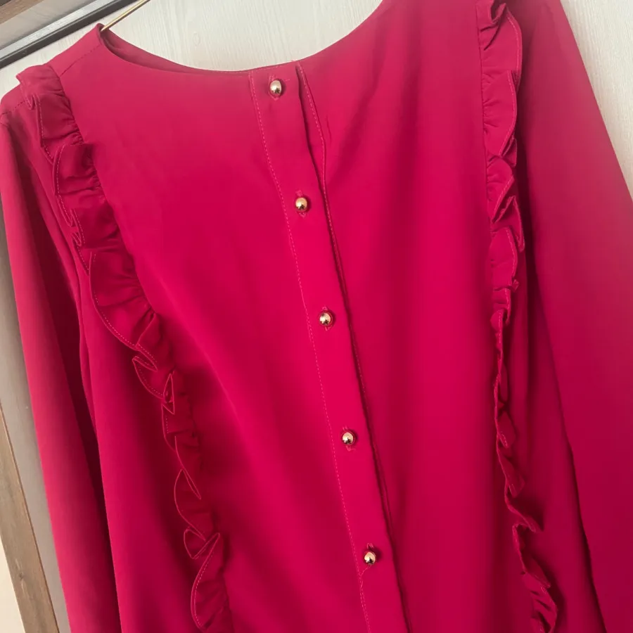 شومیز سرخابی