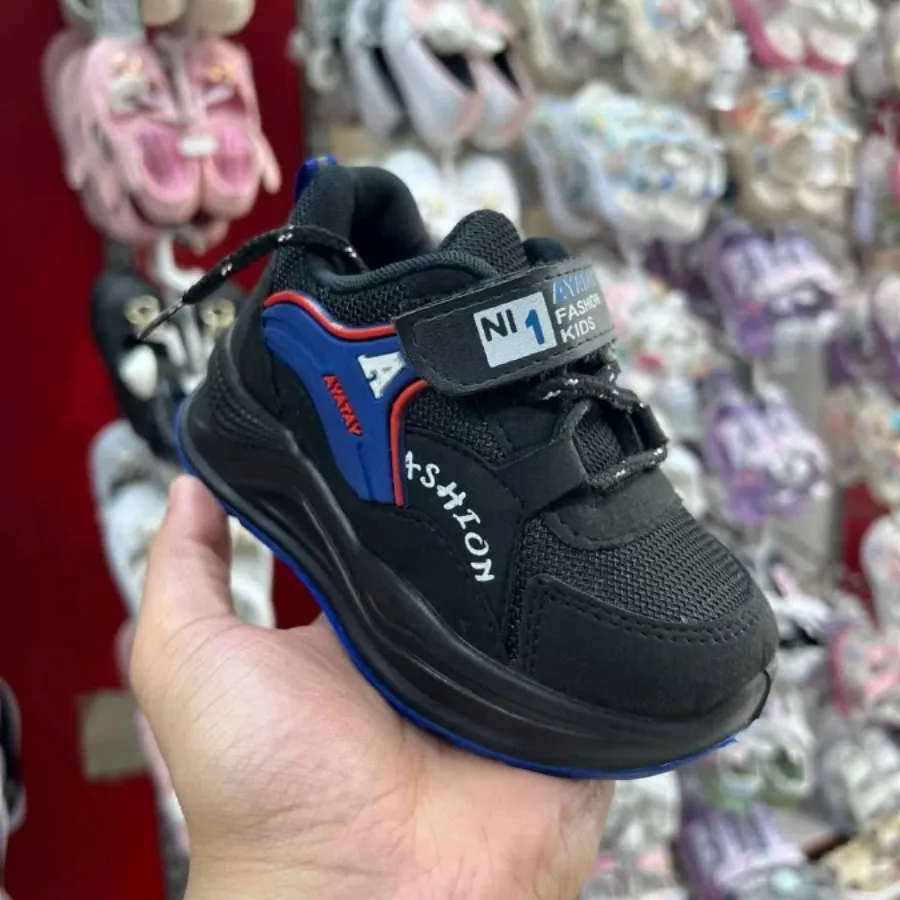 کتونی بچگانه