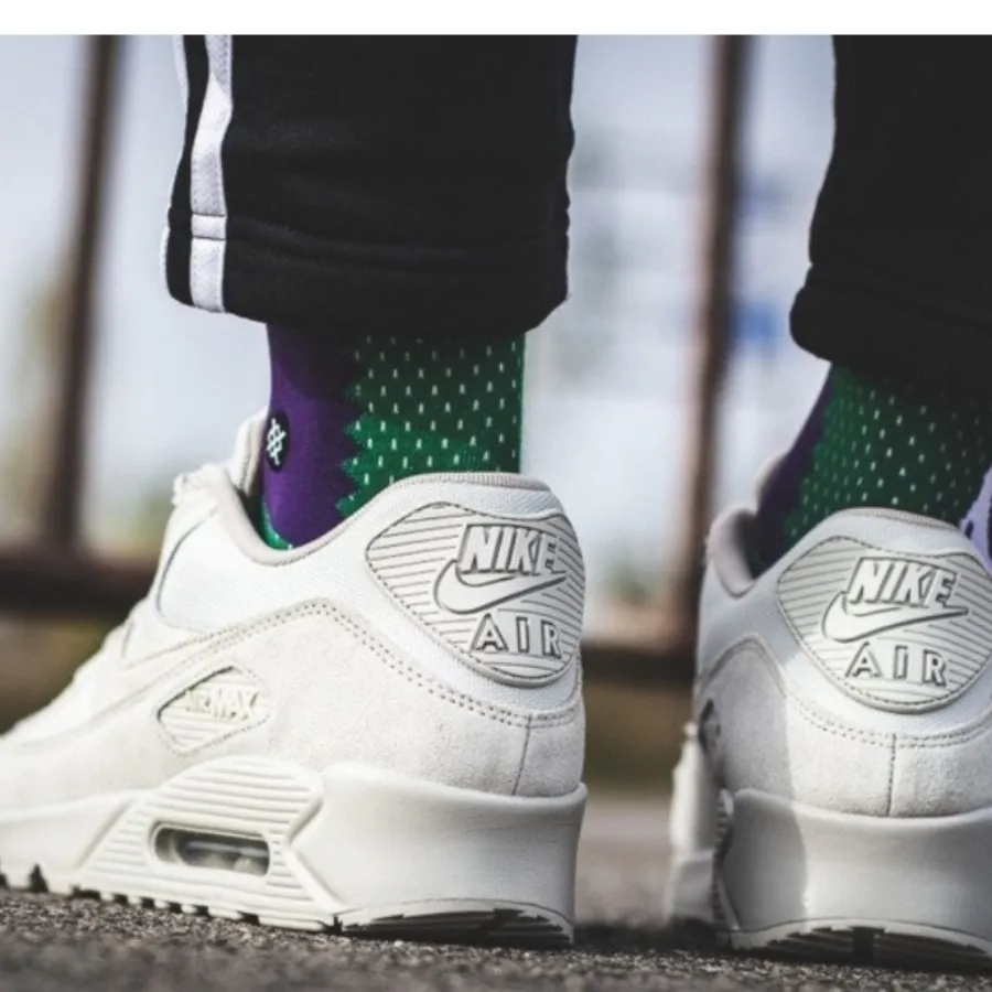 کفش نایکی مستر کرمی